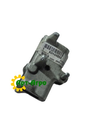 AH144868 Кронштейн John Deere