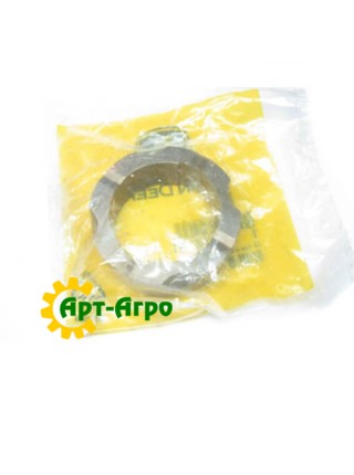 R124701 Tuleja rozprężna wału napędowego przedniej osi John Deere