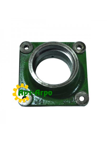 H179057 John Deere hub Deere