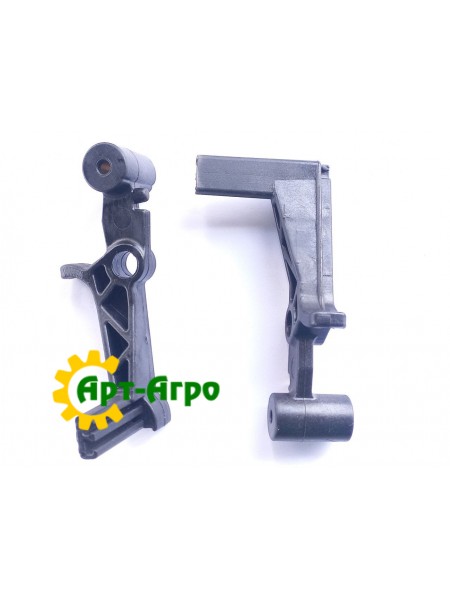 R256413 John Deere (Royal Tiger) door bracket R256413 John Deere (Royal Tiger) door bracket
