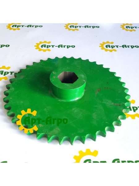 AH148573 Zębatka napędowa ślimaka Z-40 John Deere (analogowa)