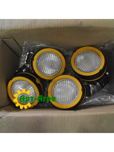 84085821 Комплект фар рабочего освещения конбайна CNH