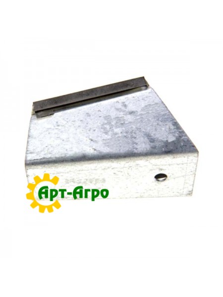 AA41979 Right scraper for John Deere wheel (Greenly)