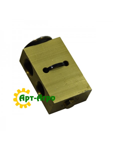 87033212 Клапан кондиционера CNH