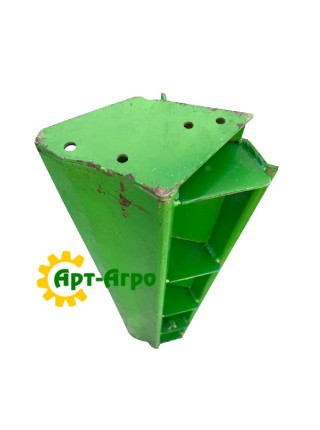 DQ27484 Stone trap-chute John Deere