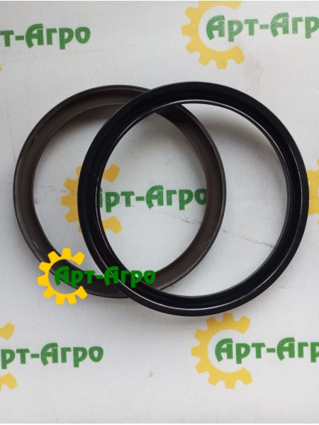 4982415 Uszczelniacz wału korbowego tylny Cummins ISF3.8, QSF3.8