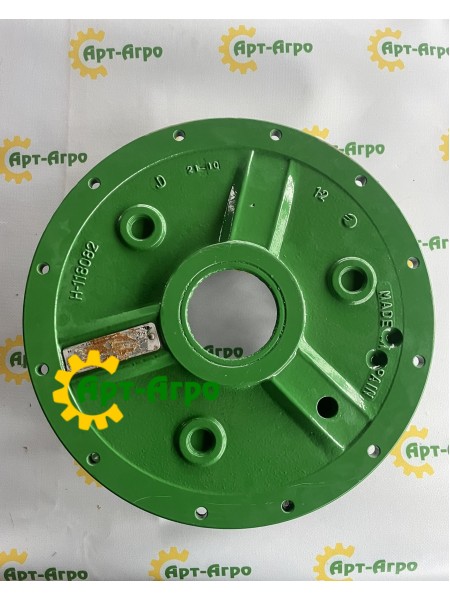 H118082 Gear cover JOHN DEERE