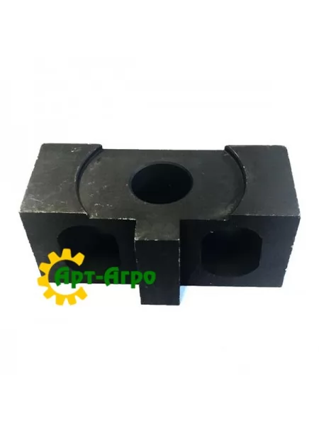 1313797C2 Колодка головки коси CNH (Combine) 1313797C2 Колодка головки коси CNH (Combine)