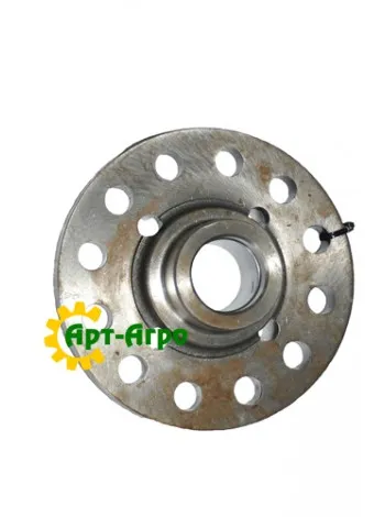 R130753 John Deere axle final drive gear flange