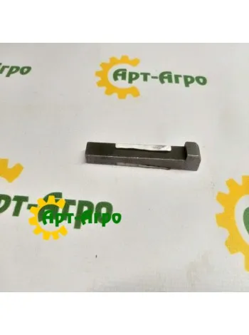 007618 Шпонка с головкой 10х8х70 Claas