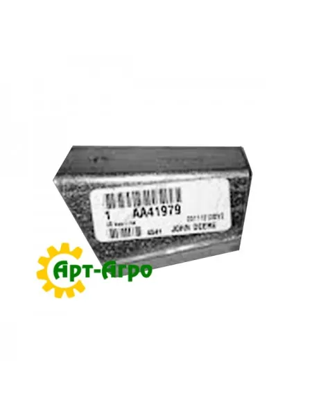 AA41979 Чистик правий для диска John Deere