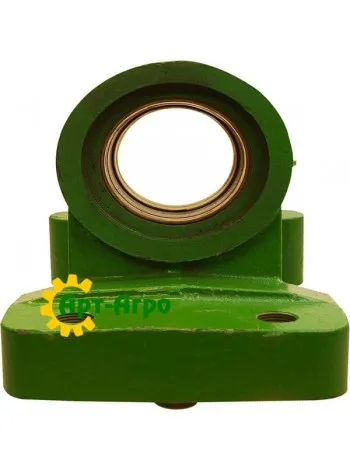 AH156821 Кронштейн поворотного кулака John Deere