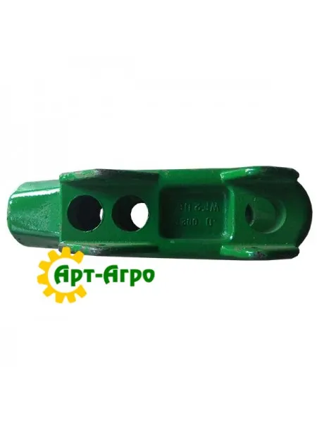 R338460 Jarzmo ciągnika John Deere