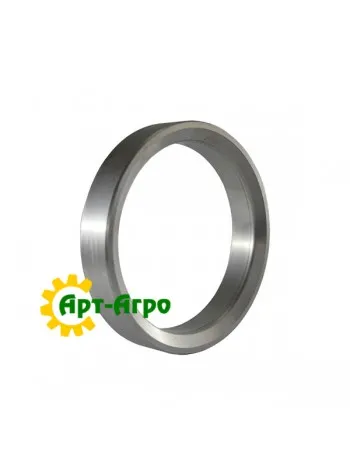 R111904 Втулка під сальник півосі John Deere
