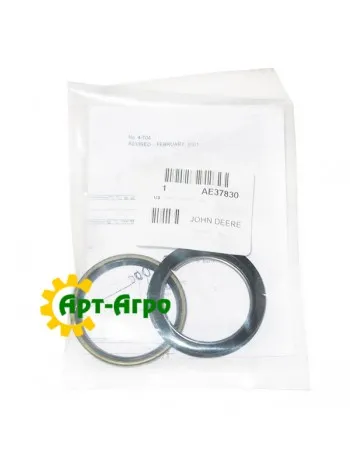 AE37830 John Deere hydraulic cylinder