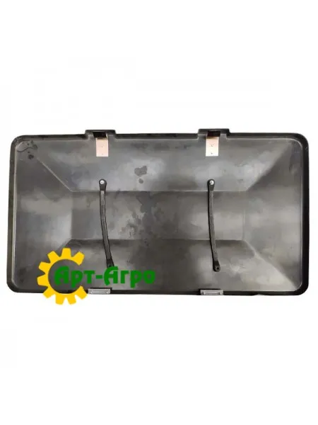 GA0898 Fertilized hopper cover in Kinze assembly