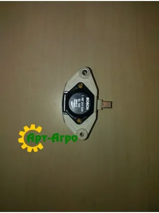 111899A1 CNH generator regulator 111899A1 CNH generator regulator