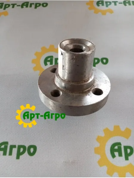 3911924 CUMMINS fan pulley hub