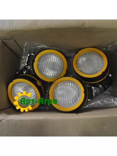 84085821 Комплект фар рабочего освещения конбайна CNH