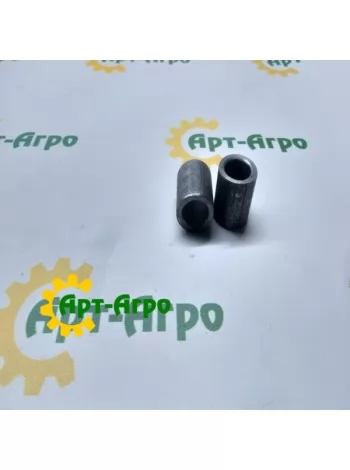 28H1600 Tuleja John Deere