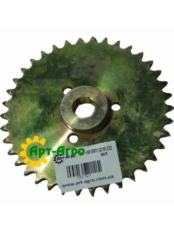 Вісімсот п'ятьдесят одна тисяча сімсот шістьдесят сім Зірочка Z-38 Massey Ferguson