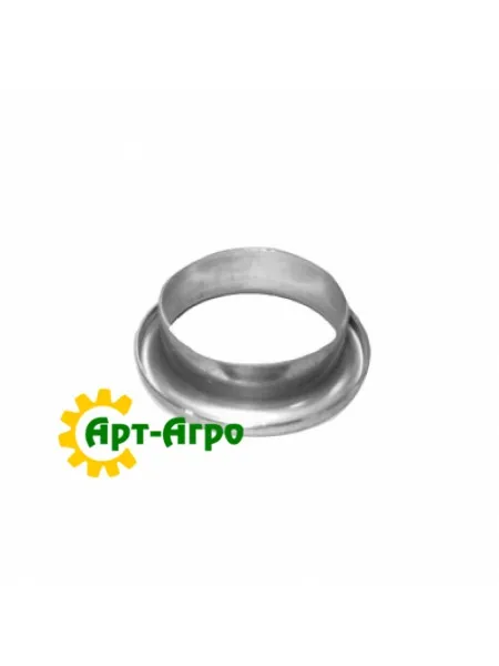 R135247 Гильза сальника переднего моста John Deere