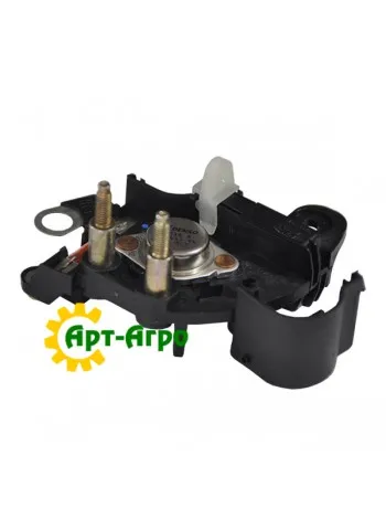 82026635 Регулятор напряжения CNH