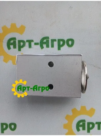 WN-904-617 Air conditioner valve CNH (PARTS EXPRESS)