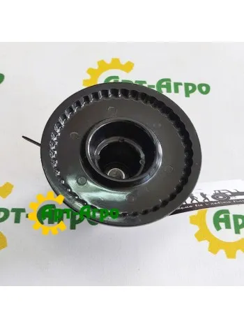 G29648 John Deere flange (Greenly)