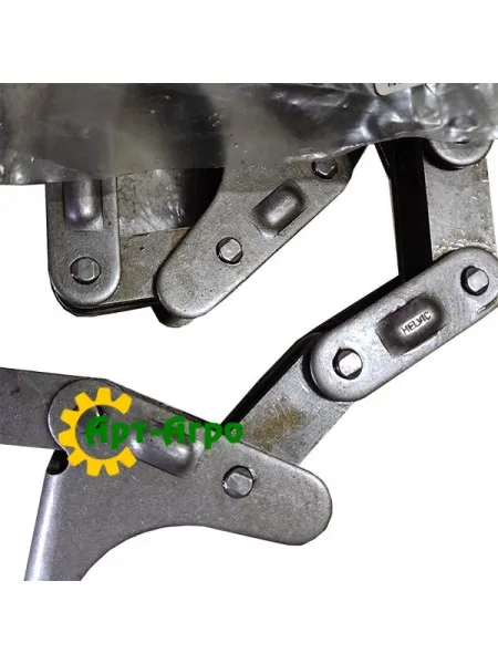 86979313 Цепь мысовая (48 звеньев,8 мысов,шаг 41) CNH (Helvic)