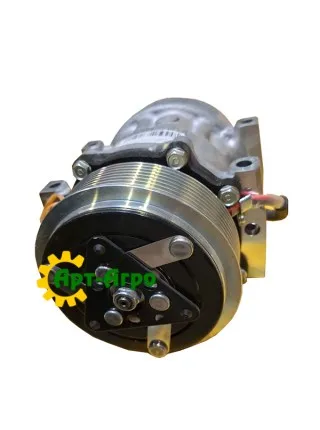 84211904 Компрессор кондиционера CNH