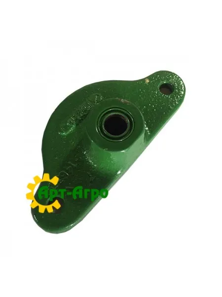 AH140170 Опора в сборе John Deere