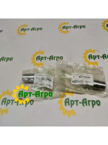 N135842 Втулка стійки культиватора John Deere(HD PARTS)
