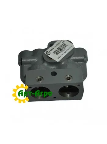 275182A2 Гидравлический соеденитель (без муфты) CNH