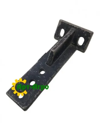 105304 Кронштейн чистика Wishek