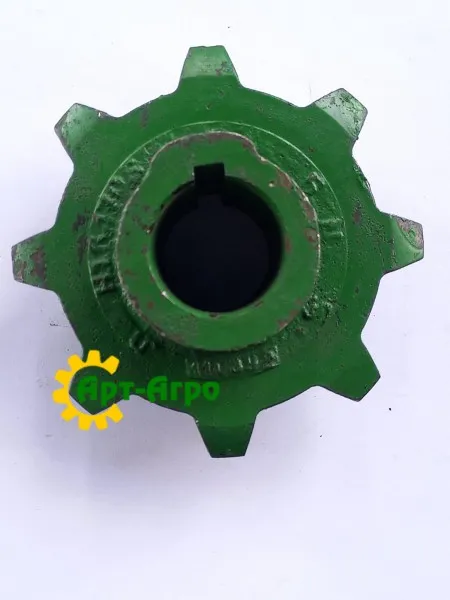 H133143 Зірочка Z-8, привід зернового елеватора, нижня John Deere (Royal Tiger)