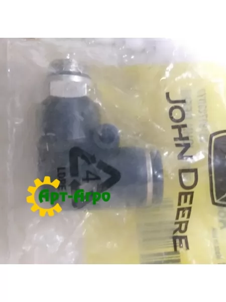 A88076 Фитинг угловой John Deere A88076 Фитинг угловой John Deere