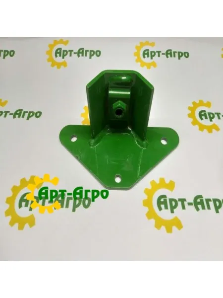 AH223122 John Deere bracket