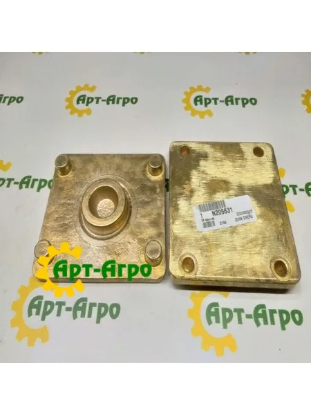 N205631 Thrust plate John Deere
