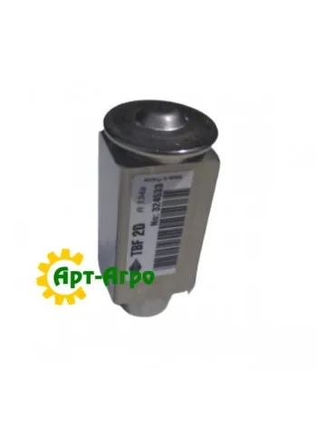 82023542 Клапан расширительный кондиционера CNH