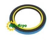 RE40600 Uszczelka olejowa 56,0 X 70,13 X 14,73 Oś przednia John Deere