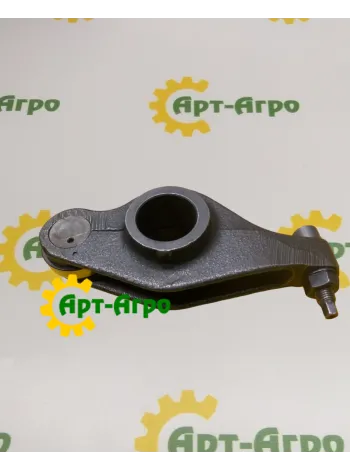 504165682 Коромисло CNH