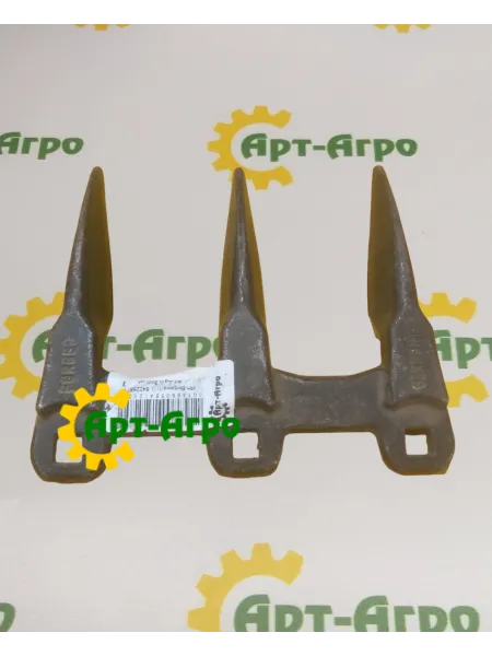 84225871 Triple finger for New Holland 740CF harvester