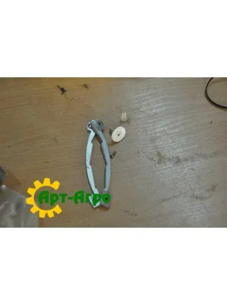 AA61046 Seed dispenser assembly (A52886+A48970+A52889+21H1396) John Deere AA61046 Seed dispenser assembly (A52886+A48970+A52889+21H1396) John Deere