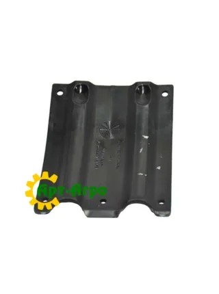 3020-7 Башмак жниварки пластик CASE IH