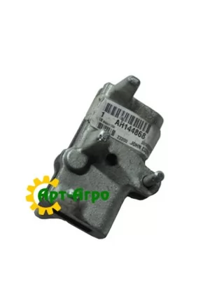 AH144868 Кронштейн John Deere AH144868 Кронштейн John Deere