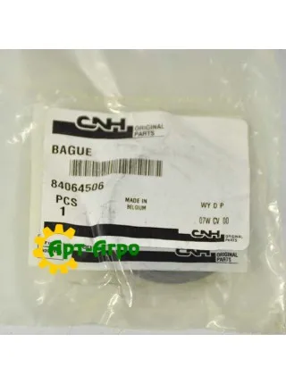 84064506 Втулка распорная шкива привода измельчителя CNH