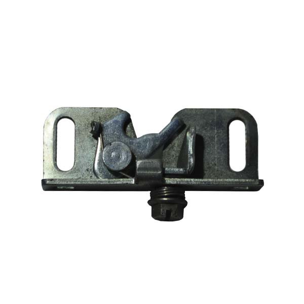 AZ102725 Zatrzask tylnej maski John Deere