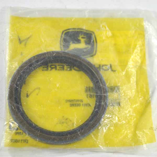 RE13181 Tuleja John Deere 73,02 x 95,28 x 9,52