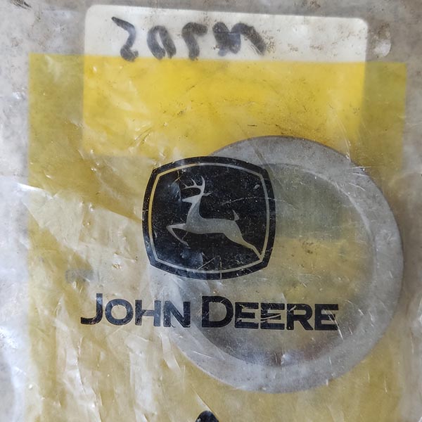 T27278 Podkładka John Deere
